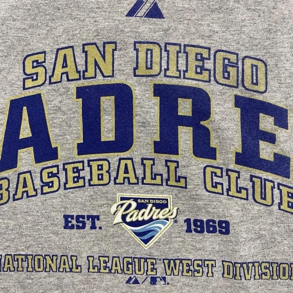 Vintage San Diego Padres MLB Baseball Majestic T-Shirt Size XLarge